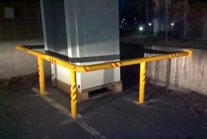 Teräksinen törmäyssuoja tehtiin Jytaksin kiinteistöön mittojen mukaan.